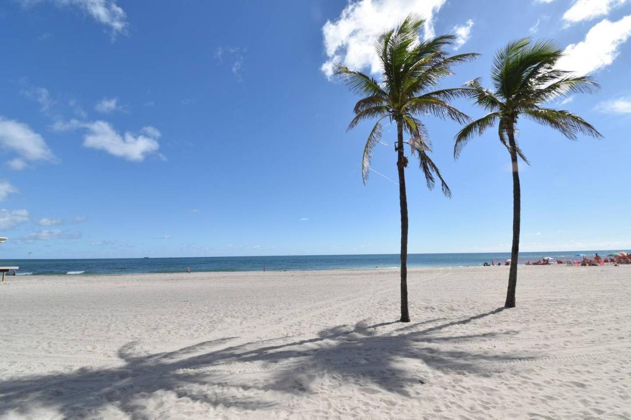 Newly Renovated 1 Bedroom Apt Designer Unit # 3 Dania Beach Exteriör bild