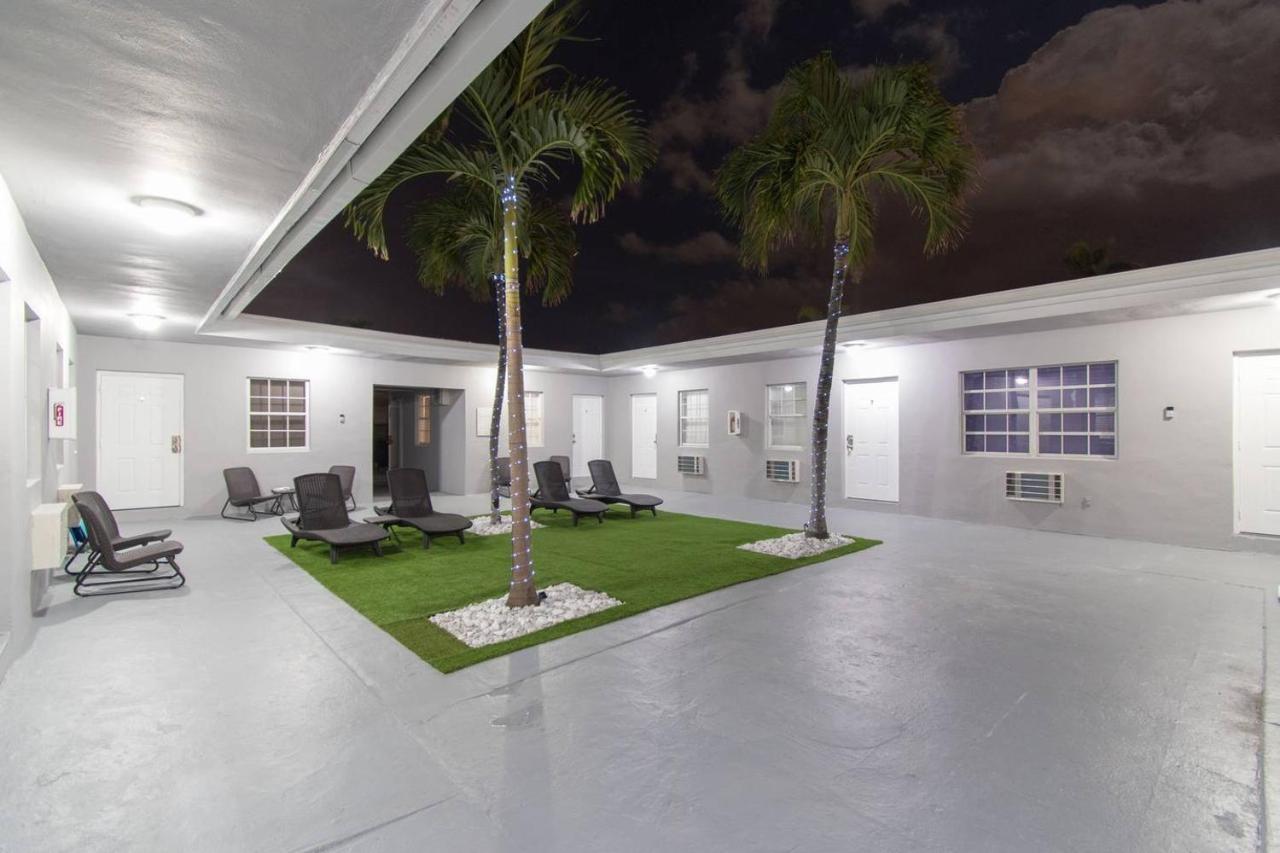 Newly Renovated 1 Bedroom Apt Designer Unit # 3 Dania Beach Exteriör bild