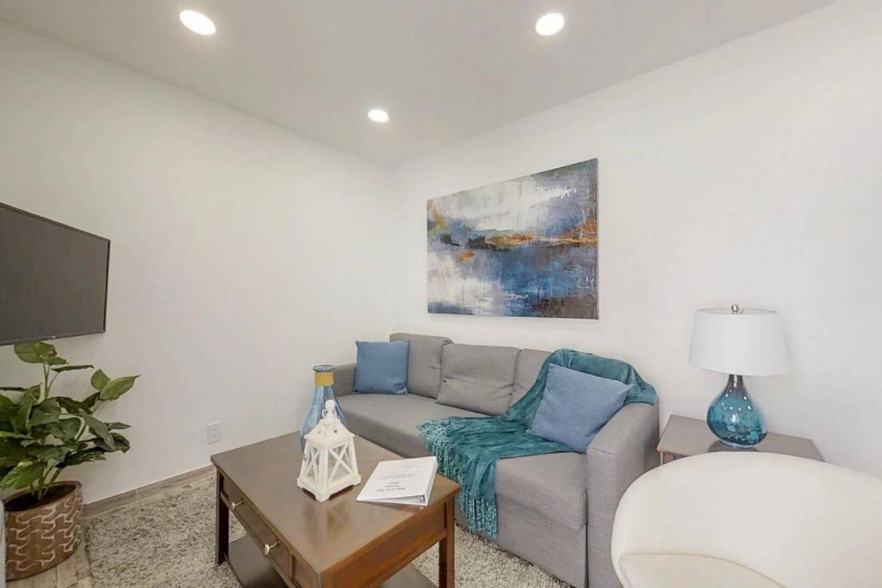 Newly Renovated 1 Bedroom Apt Designer Unit # 3 Dania Beach Exteriör bild